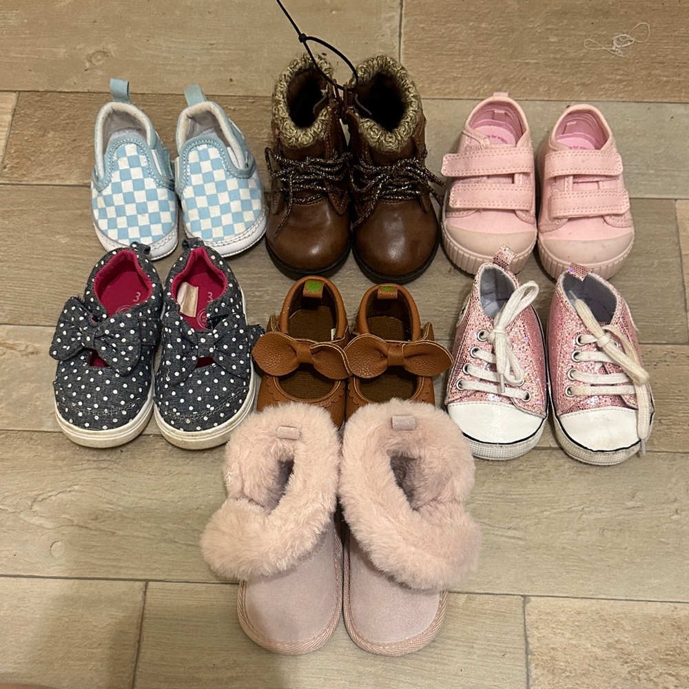 Size 1, 2 and 3 Baby girl shoes (all)